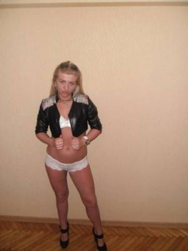 Ия индивидуалка СПб у метро Ленинский Проспект 